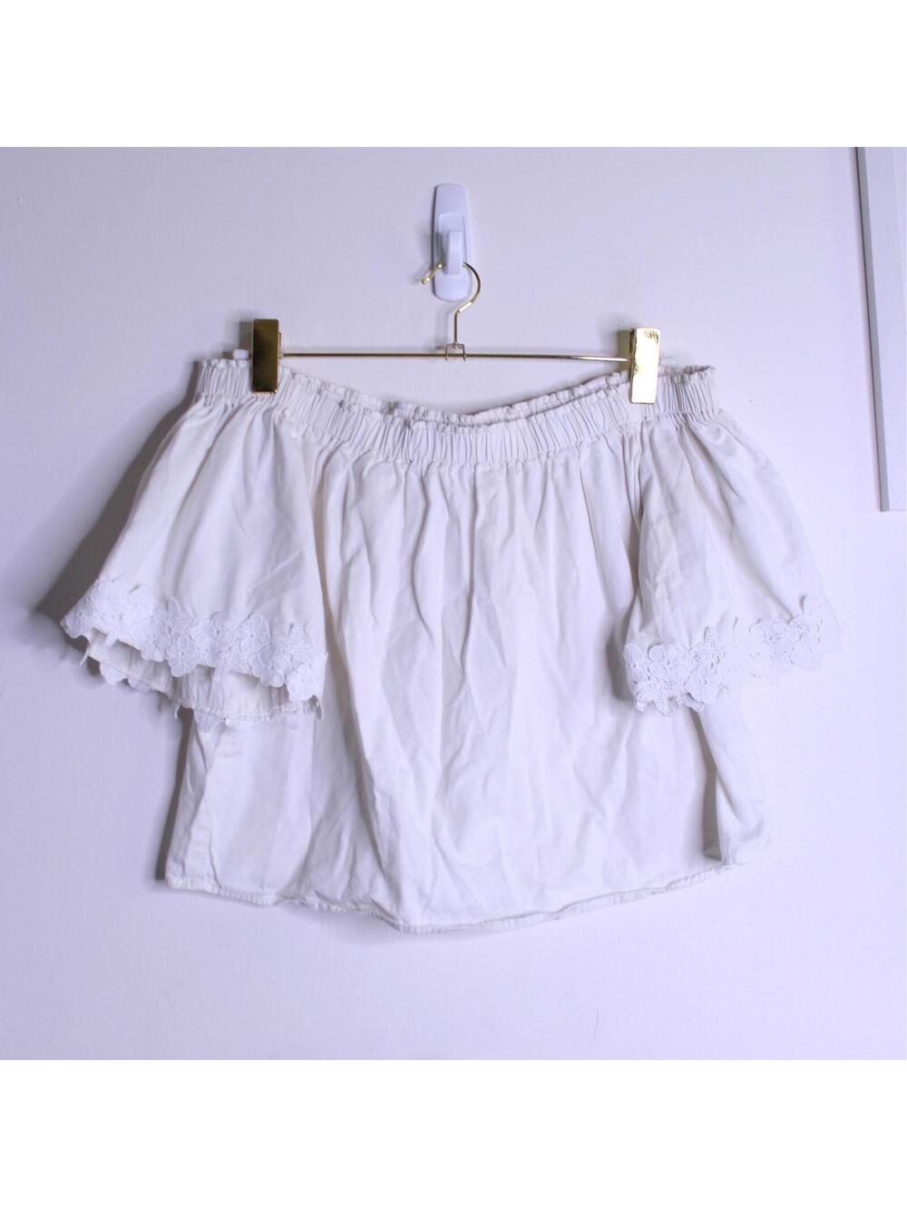 F21 White Floral Trim Off Shoulder Peasant Blouse - Medium - Picture 2 of 4